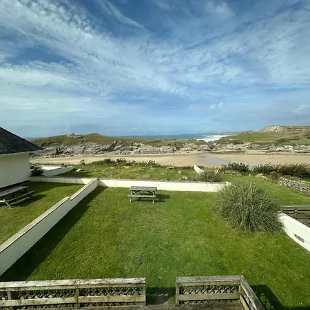 Stunning House With Expansive Ocean Views Newquay (Cornwall)