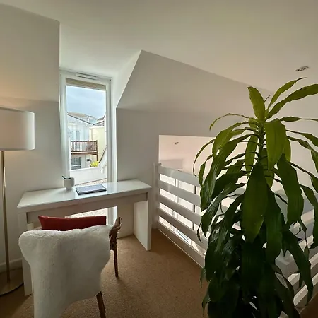 Holiday home Stunning House With Expansive Ocean Views *