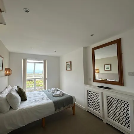 Stunning House With Expansive Ocean Views Holiday home *