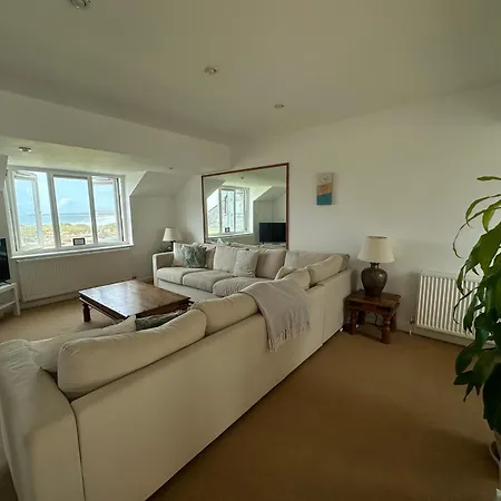 Holiday home Stunning House With Expansive Ocean Views *