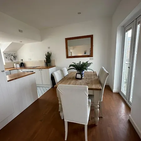 Stunning House With Expansive Ocean Views * Newquay (Cornwall)